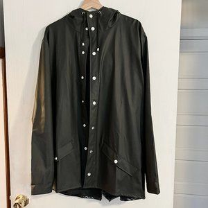 RAINS black  L/ XL rain jacket